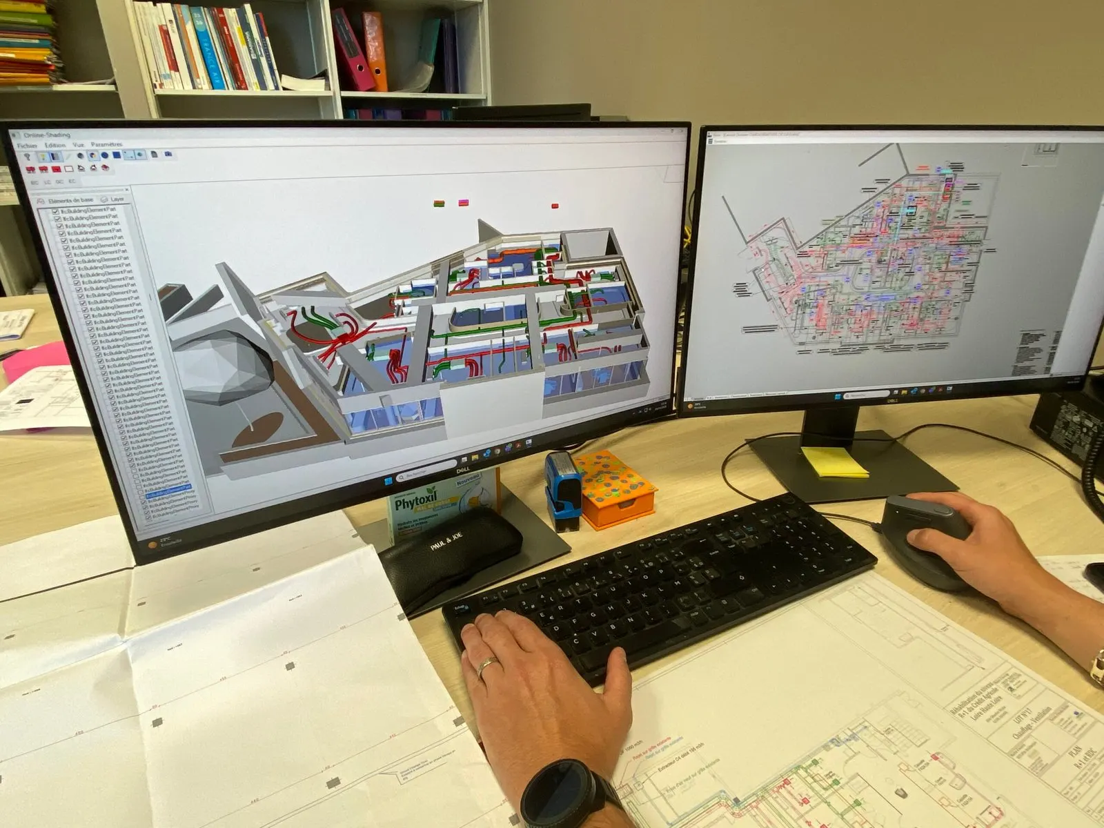 Dessinateur du bureau d'études BENETIERE sur la maquette 3D des réseaux