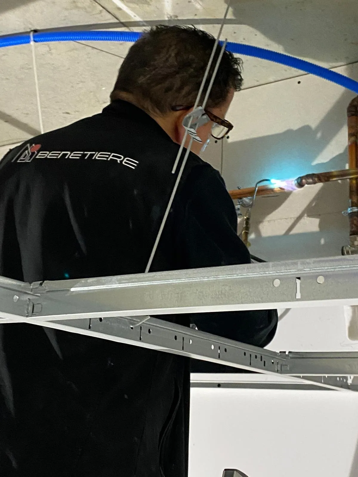 Technicien BENETIERE sur le chantier Neyret